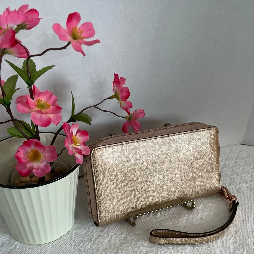 Michael Kors Gold Wristlet Wallet with Rose Gold features- Jet‎ Set